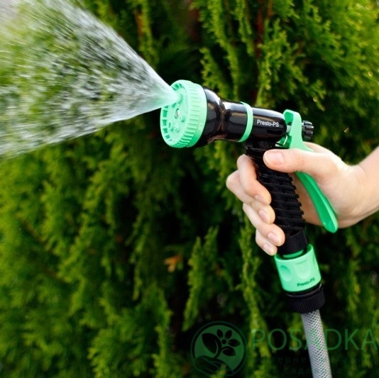 картинка Пистолет для полива пластиковый Presto-PS насадка на шланг (4448) 