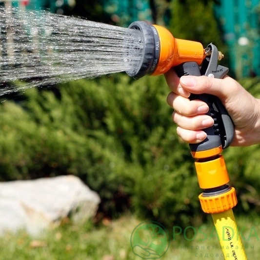 картинка Пистолет для полива металлический Presto-PS насадка на шланг (7204) 